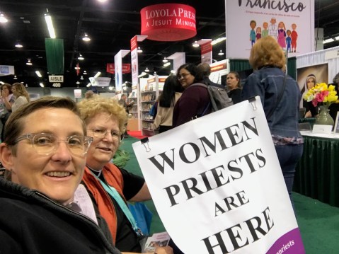 a64b2-d9ff49f8-9d50-4795-b40f-4f9c04386a13